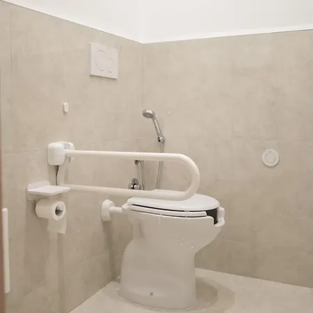 Oda ve Kahvaltı Geranium 3*