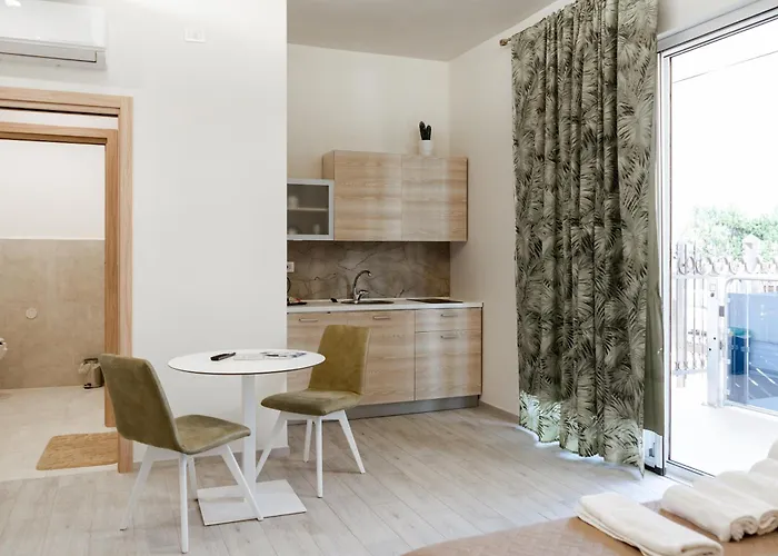 ベッド・アンド・ブレックファスト Geranium ビトント